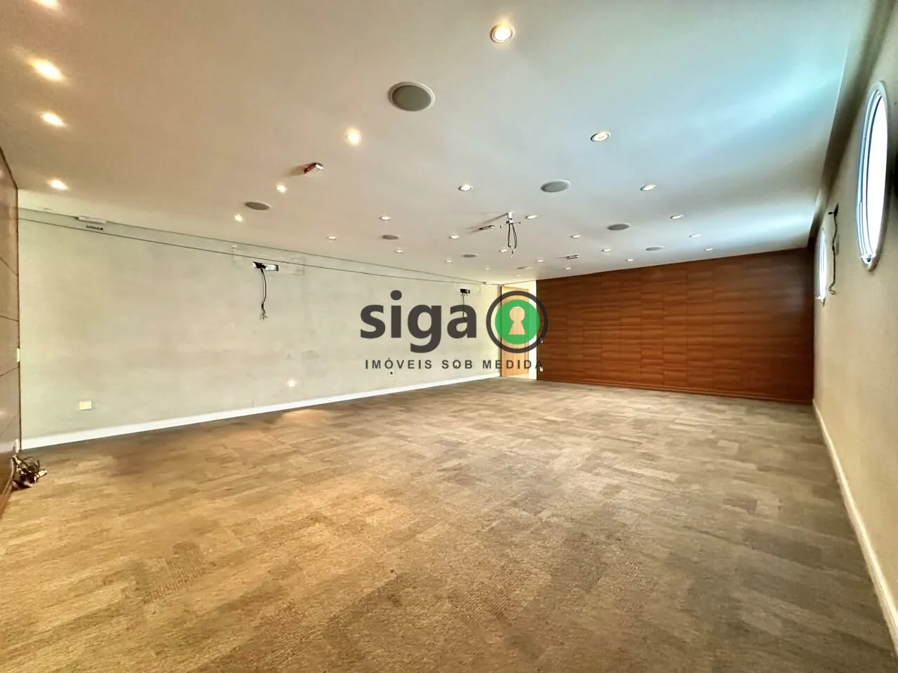 Imagem Bairro Moema Sp, Imóvel comercial de 640m2 de área útil construída em 500m2 de terreno, em dois piso