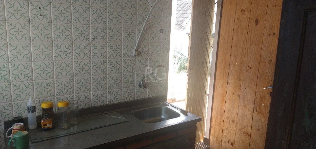 Imagem Casa de 4 dormitórios na Av. Teresópolis bairro Teresópolis