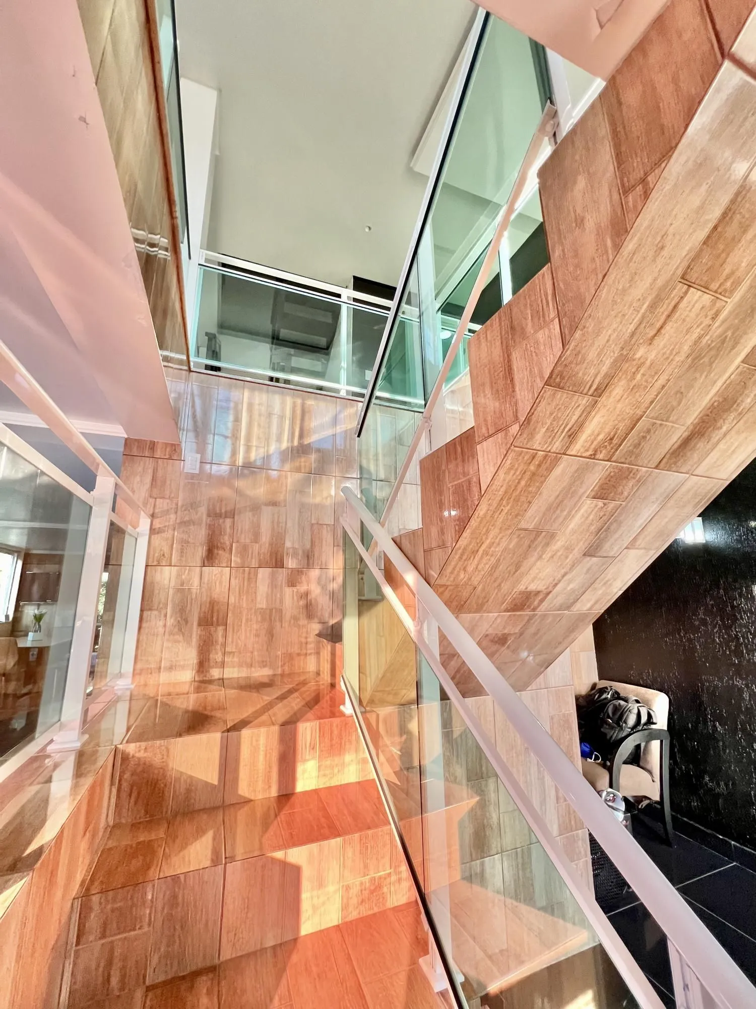 Imagem Casa 3 dormitórios com 2 vagas condomínio fechado e lazer completo