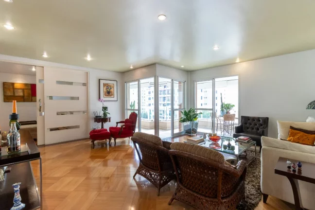 Imagem Apartamento à venda em São Paulo, Moema, com 3 quartos, 195m2