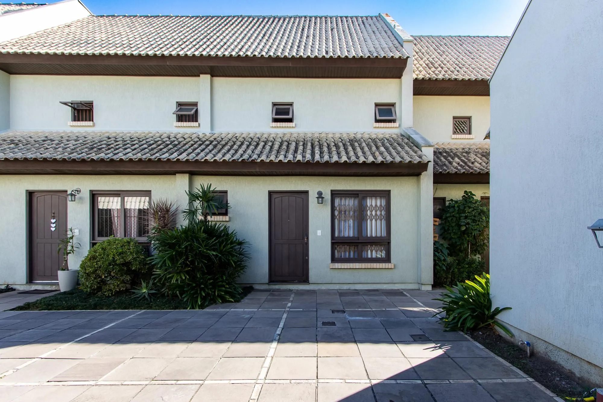 Imagem Casa em condomínio fechado, 104m² privativos, 2 quartos, 1 vaga, bairro Camaquã