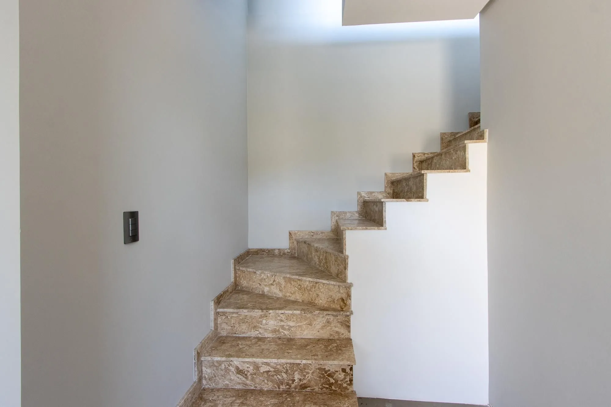Imagem Casa em condomínio com conforto e exclusividade no bairro Tristeza