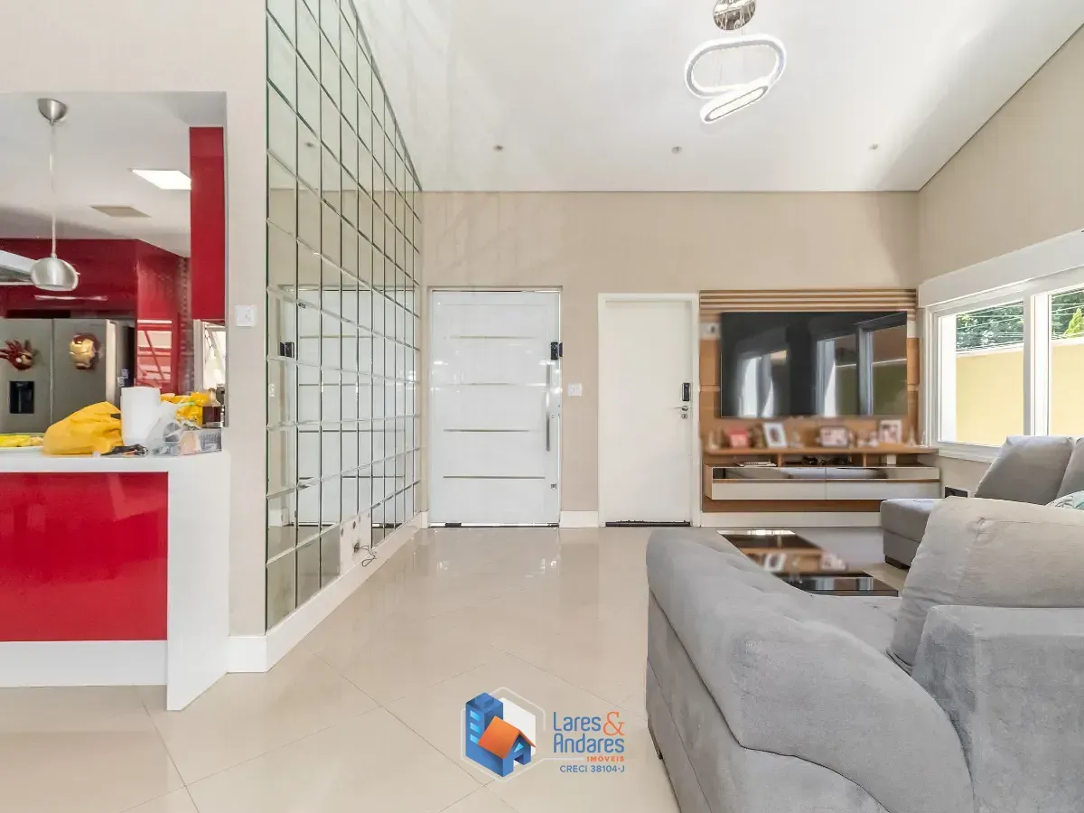 Imagem Casa para venda em City América com 4 quartos, sendo 2 suítes, 246m²
