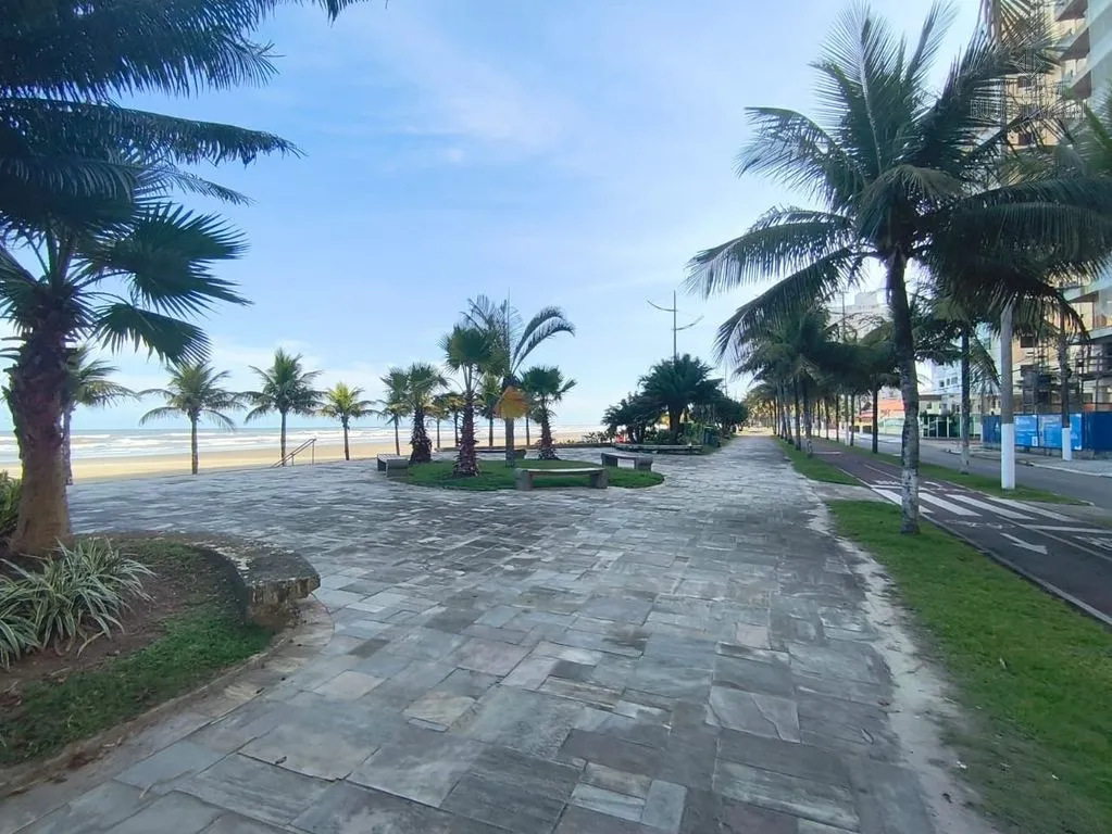 Imagem APT prédio frente mar, Apto 2 quartos, 1 vagas, Florida, - Apenas R$ 320.000,00
