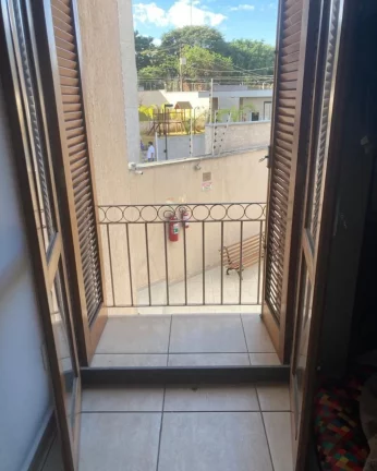 Imagem Sobrado em condomínio 2 suítes 3 Vagas de garagem
