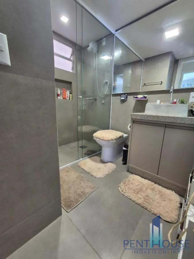 Imagem Apartamento Zona Central para Venda em Balneário Camboriú, CENTRO, 2 dormitórios, 1 banheiro, 1 vaga