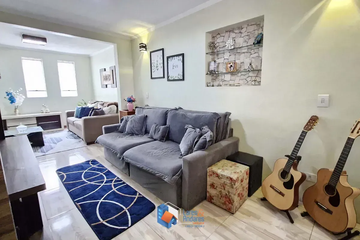 Imagem Sobrado para venda em Jaçanã com 4 quartos, sendo 1 suíte, 142m²