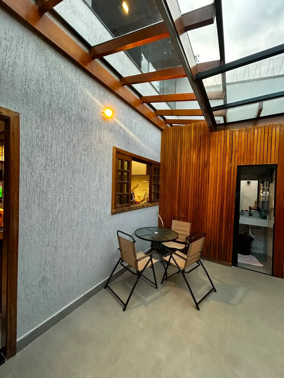 Imagem Sobrado com 3 Quartos à Venda, 170 m² em Parque Urupês - Taubaté