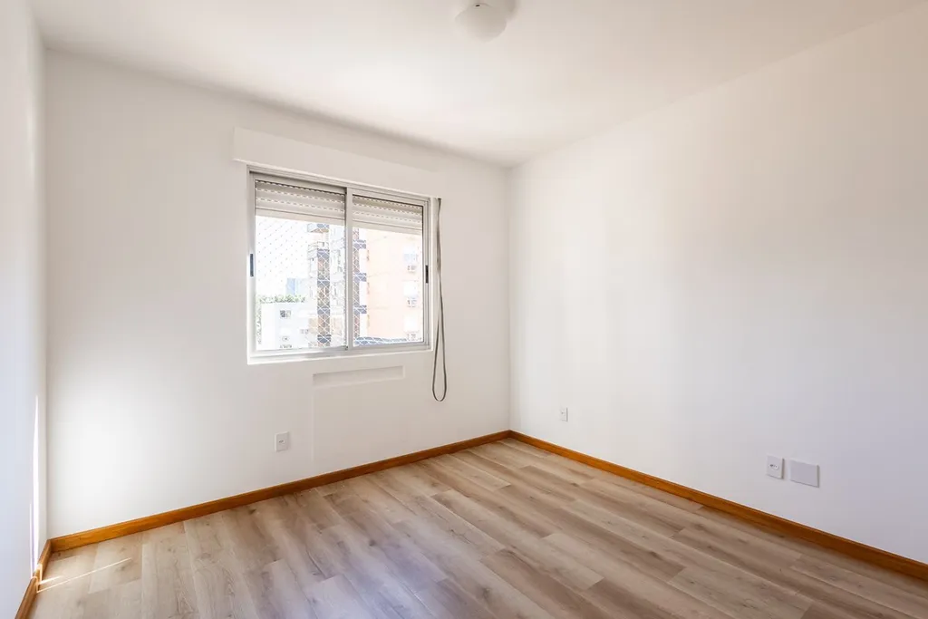 Imagem Apartamento à venda em Porto Alegre, Partenon, com 3 quartos, 68m2