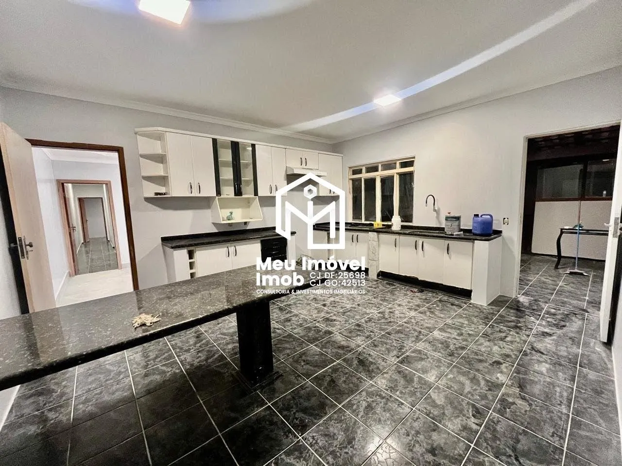 Imagem Casa 3 Quartos 1 Suíte 4 Vagas 740m² Vicente Pires Piscina
