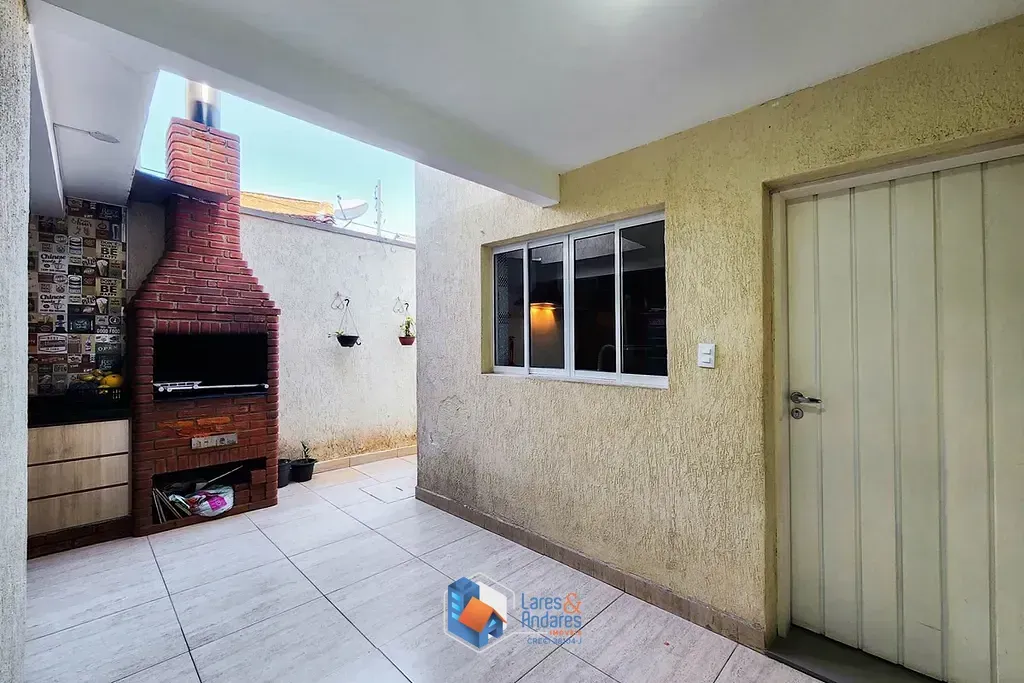 Imagem Casa à venda 5 Quartos 1 Suite 2 Vagas 245M² Jardim Santa Cruz (Sacomã) São Paulo - SP