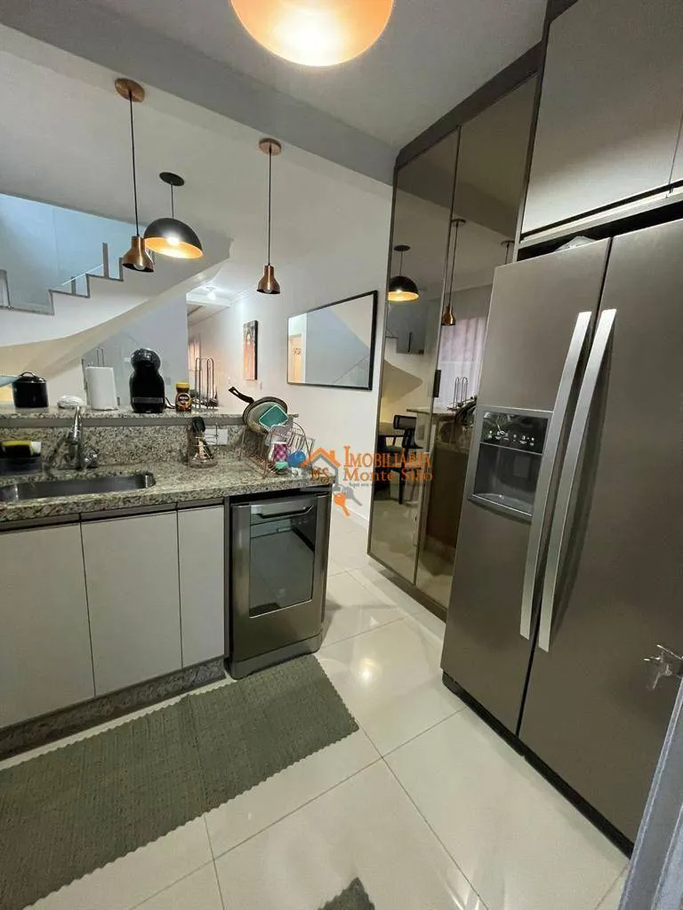 Imagem Sobrado com 3 dormitórios à venda, 164 m² por R$ 750.000,00 - Jardim Rubi - Mogi das Cruzes/SP