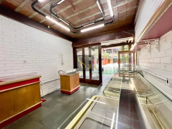 Imagem Ponto Comercial para Venda em Teresópolis, Alto