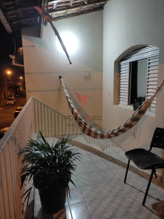 Imagem Casa com 5 Quartos , garagem, sacada e quintal, no Bairro Pedregulho. Guaratinguetá