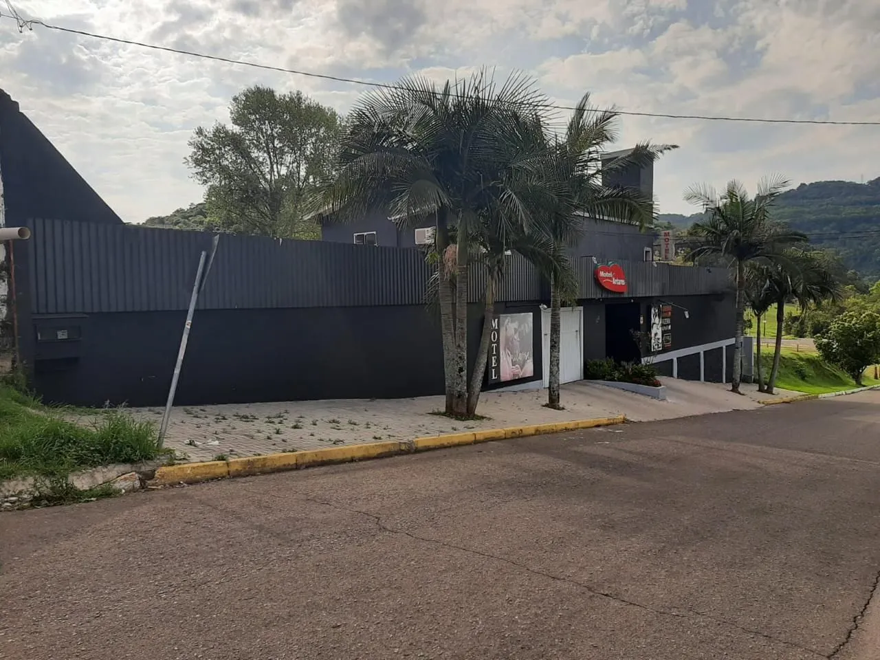 Imagem Hotel à venda no Bairro São Jorge - Novo Hamburgo (RS)
