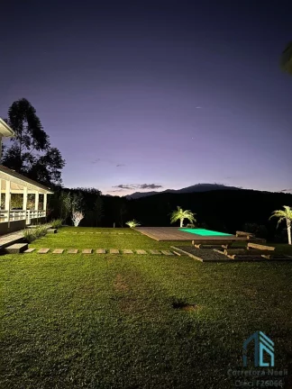 Imagem Exclusiva Casa de Campo de Alto Padrão, de Campo de Alto, Nova Trento - SC