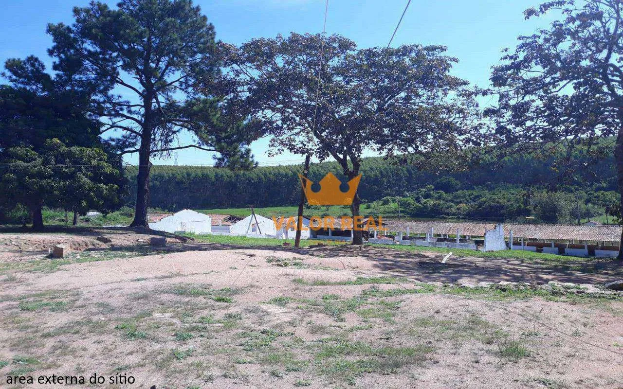 Imagem Sítio à Venda em Itu - SP | 16.600 m² | Estrutura Completa. Casas + Barracoes + Nascente