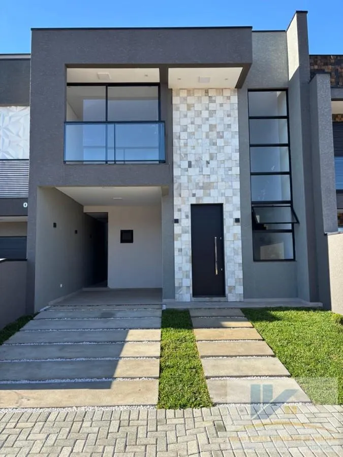 Foto do imóvel Sobrado para Venda em São José dos Pinhais, Costeira, 3 dormitórios, 1 suíte, 3 banheiros, 2 vagas em Rua Melchiades de Bastos, 292 - Costeira, São José dos Pinhais - PR