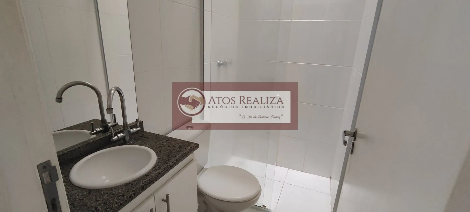 Imagem Sobrado de 3 dormitórios em Rio Bonito, São Paulo - 87m², 1 suíte, 3 banheiros - Venda e locação por R$ 1 milhão