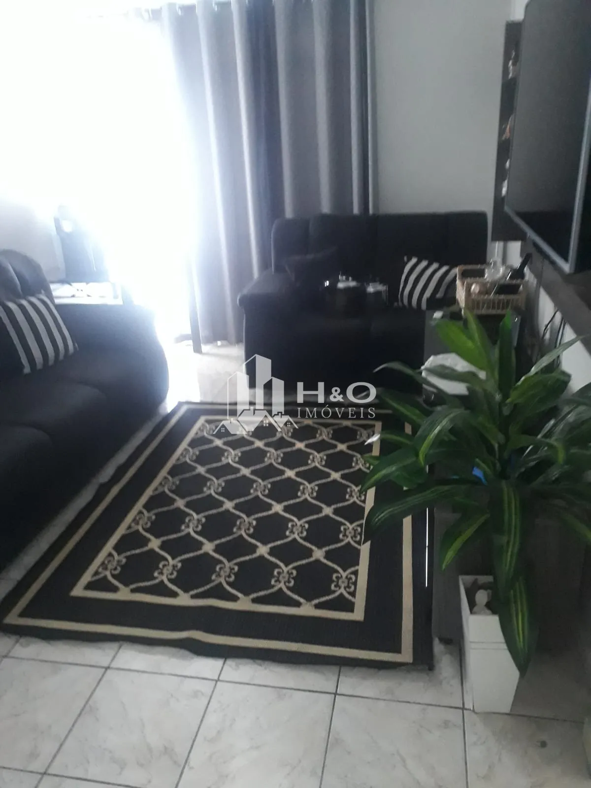 Foto do imóvel Apartamento no Jardim Nélia | 2 Dormitórios, Vaga e Sacada
