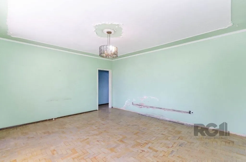 Imagem Excelente casa de 318m² com 3 dormitórios