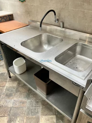 Imagem Imóvel comercial à venda, inclui instalações para restaurante. R$ 1.400.000