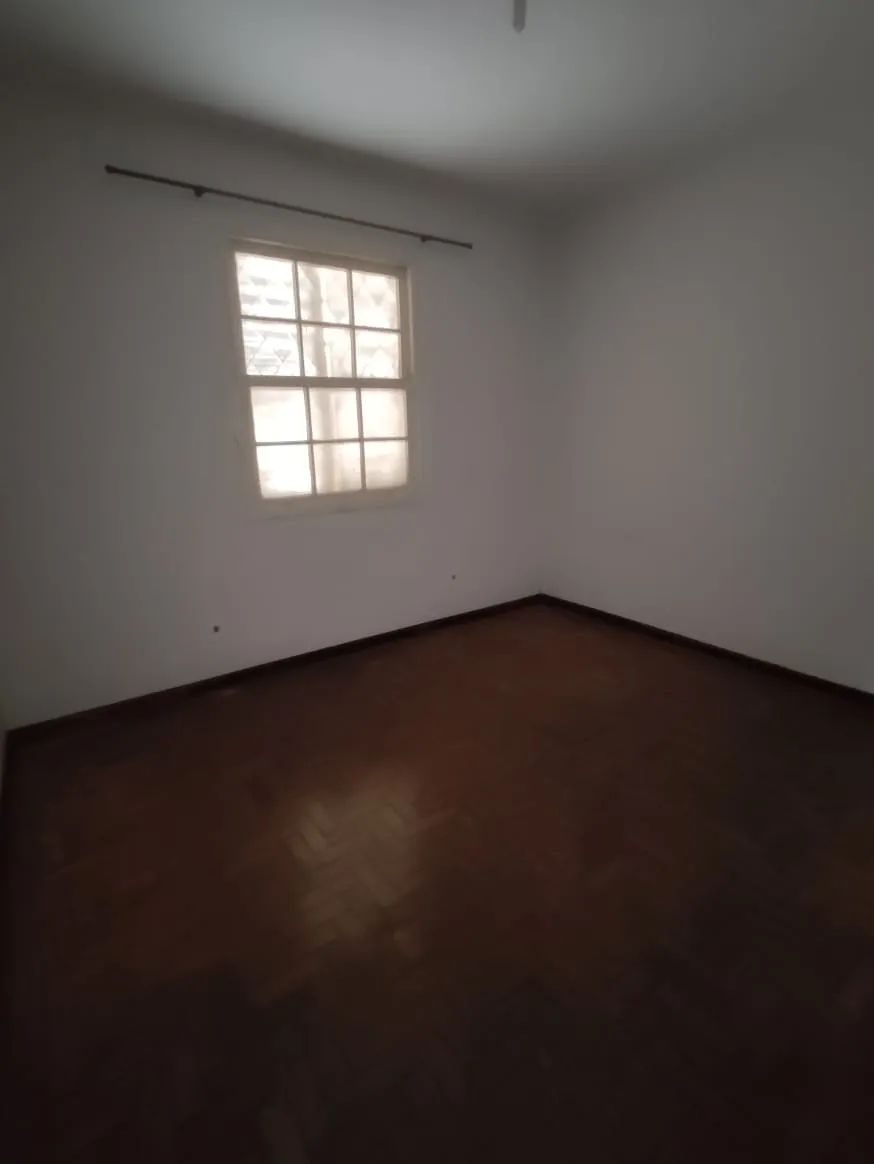 Imagem Casa à venda 2 Quartos, 1 Vaga, 250M², Centro, Taubaté - SP