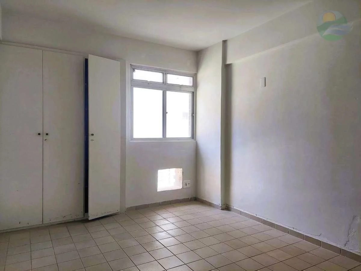Imagem Apartamento 4 quartos, Frente mar, à venda na Av. Boa Viagem, Recife.