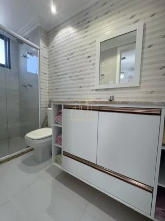 Imagem Excelente apartamento decorado com três quartos varanda a venda na Pituba