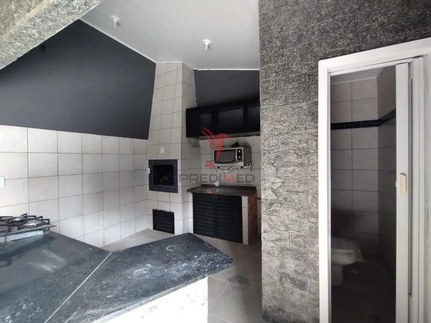 Imagem Casa em lote de 405 mts2 , área gourmet , Piscina .Praia dos Amores. Balneário Camboriú