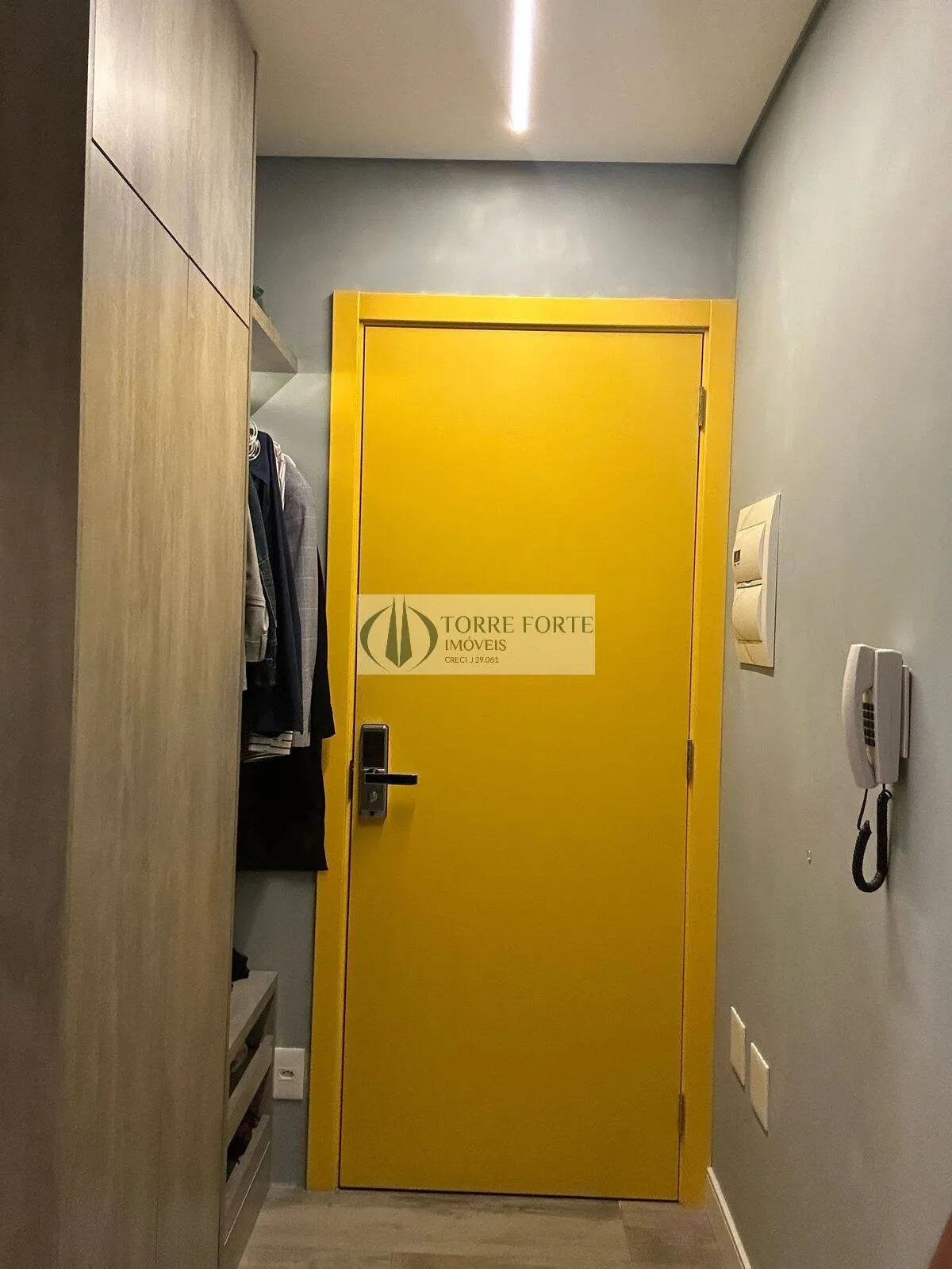 Imagem Lindo Studio com varanda Porteira fechada no Sumarezinho