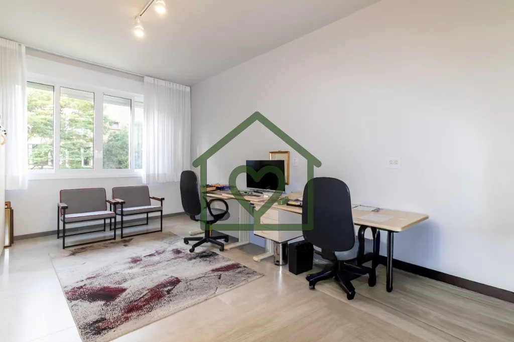 Imagem Encante-se por este apartamento garden de 171m² de área privativa, com móveis planejados de alta ...