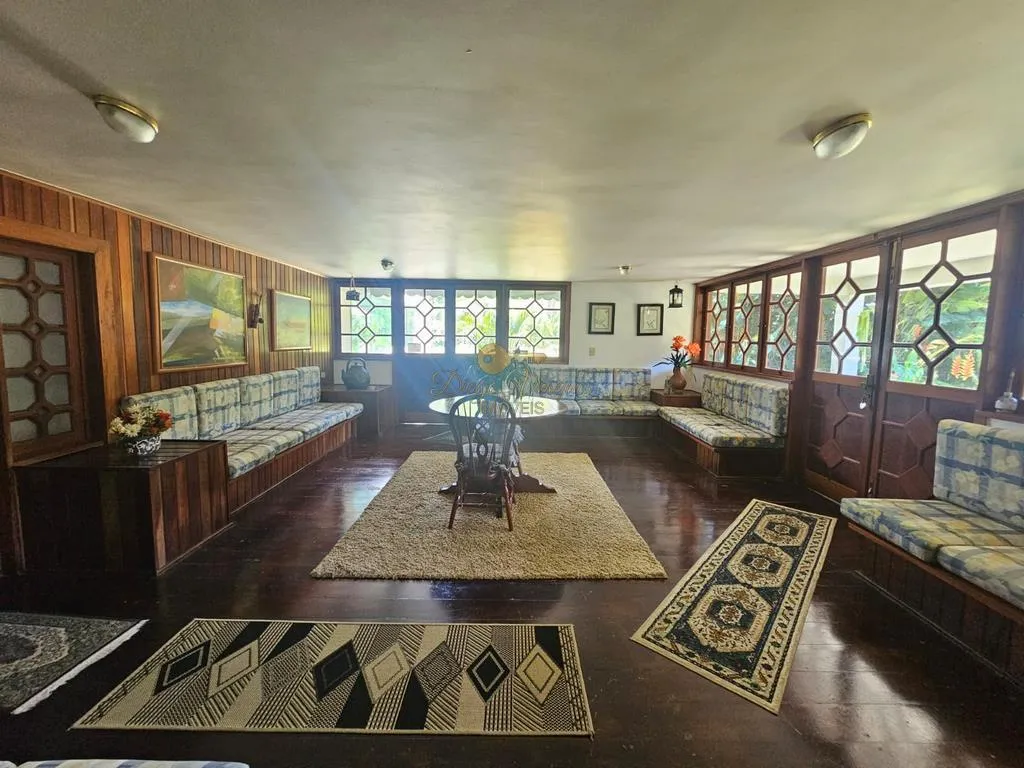 Imagem Casa em Condomínio para Venda em Teresópolis / RJ no bairro Parque do Imbui