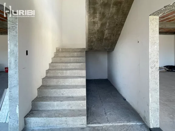 Imagem Impecável apartamento à venda no Centro de Garopaba-SC!