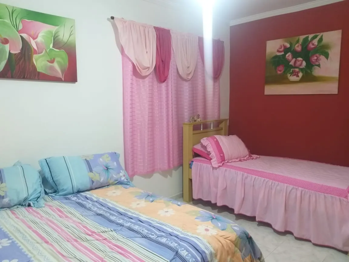 Imagem Casa à venda 3 Quartos, 1 Suite, 3 Vagas, 305M², Residencial Pasin, Pindamonhangaba - SP