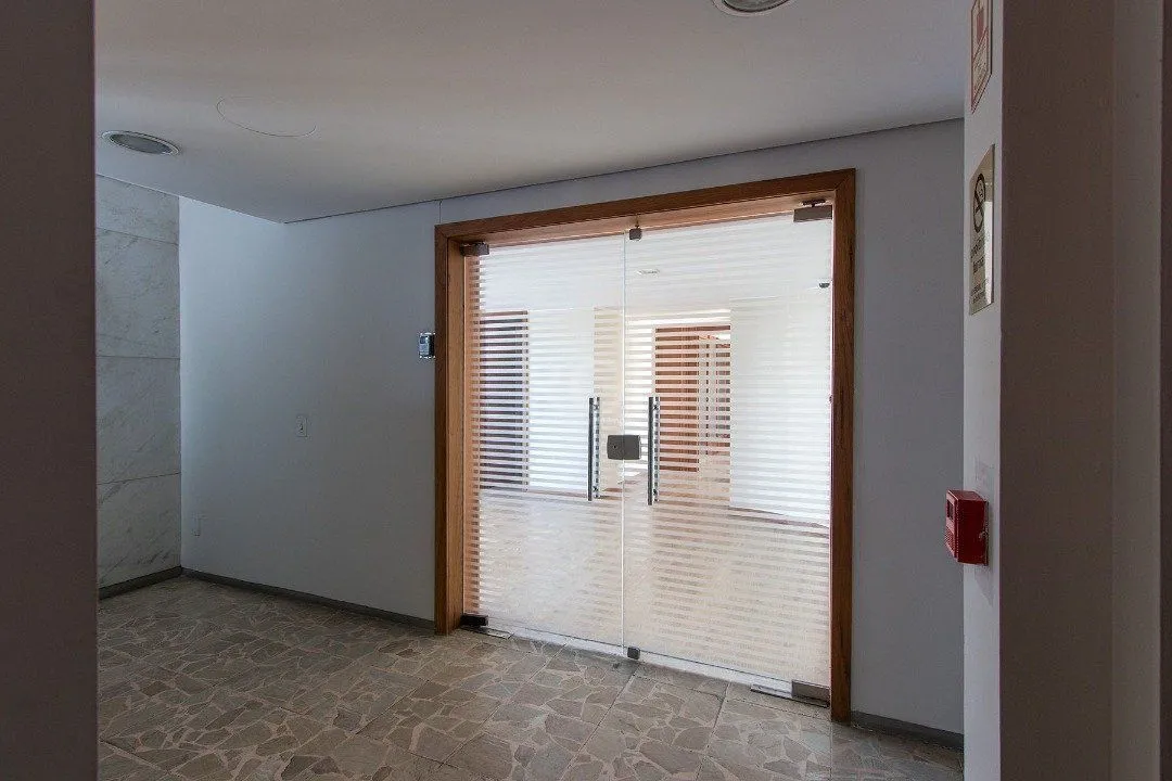 Imagem Cobertura Comercial para Venda - 225,39m², 0 dormitórios, 3 vagas - Bela Vista