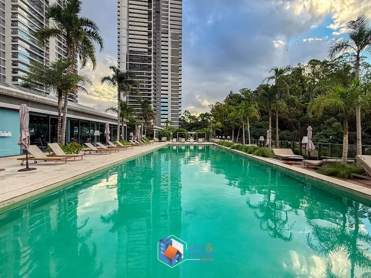 Imagem Duplex para venda em Jardim Fonte do Morumbi com 4 quartos, sendo 4 suítes, 325m²