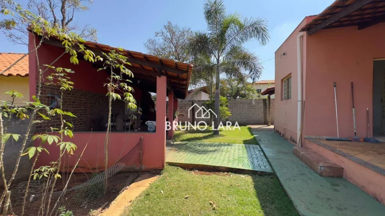 Imagem Casa à venda no Bairro Pedra Grande - Igarapé MG