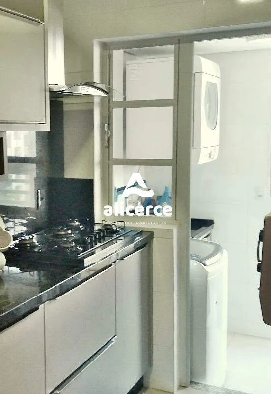 Imagem Apartamento à venda com 3 quartos 1 suíte, 92m² em Barreiros São José