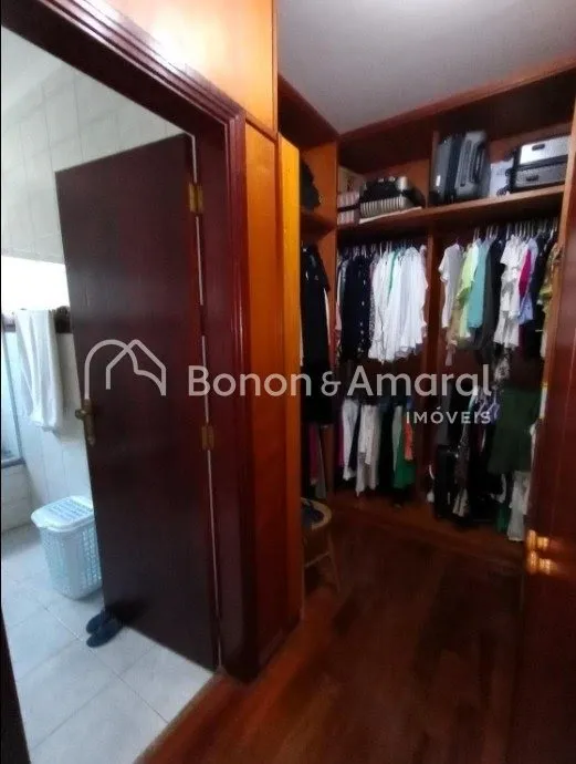 Imagem Casa com 4 Quartos e 6 banheiros à Venda, 288 m² por R$ 1.090.000