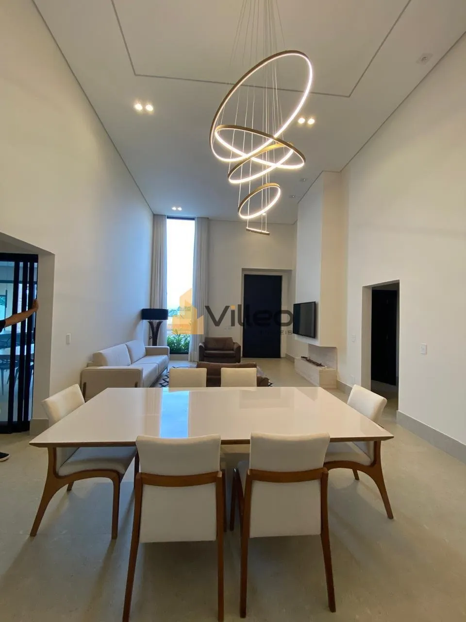 Imagem Descubra esta incrível casa localizada no Condomínio Villagio Ipanema, em Araçoiaba da Serra, ide...