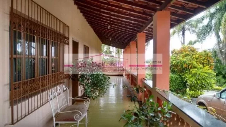 Imagem CHÁCARA com 2 casas dentro da cidade, - CONFORTO E LAZER para VOCÊ e SUA Família MORAR BEM E COM ...