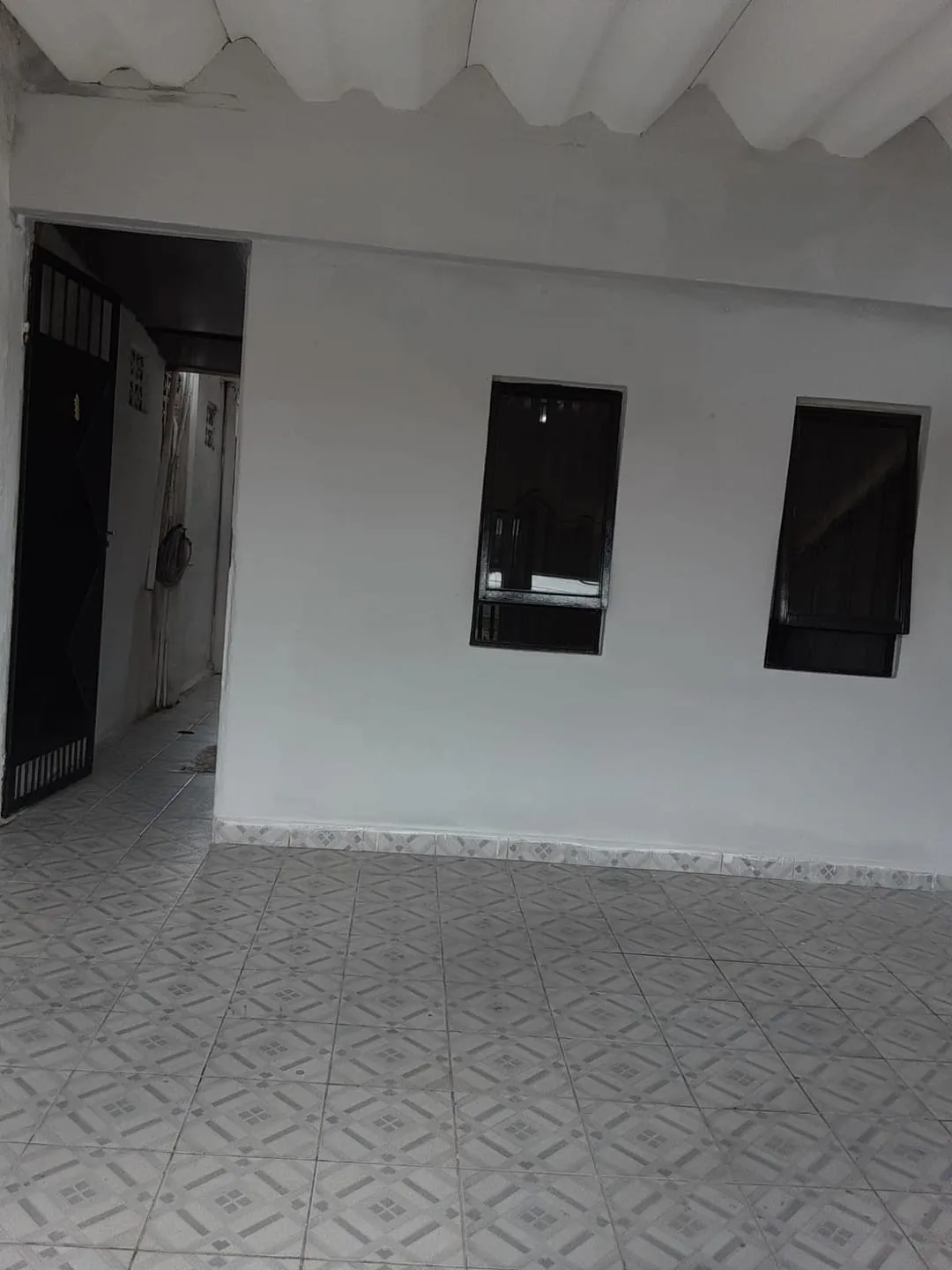 Imagem Casa à venda 4 Quartos, 1 Suite, 1 Vaga, Conjunto Residencial Araretama, Pindamonhangaba - SP