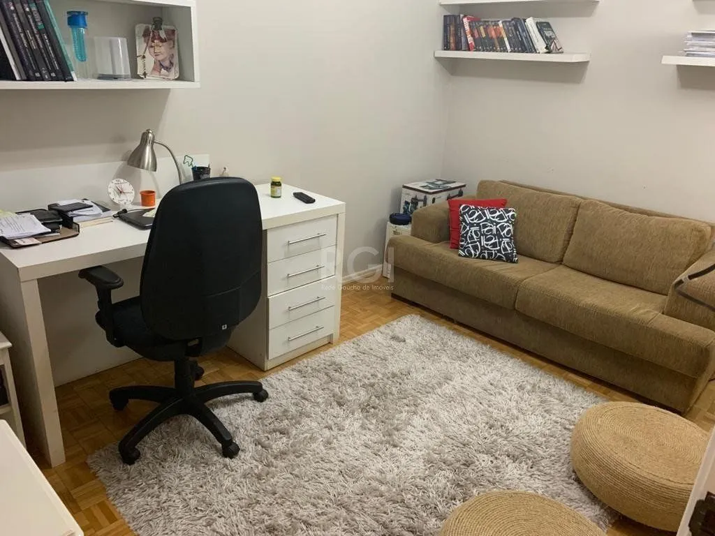 Imagem Casa para Venda - 323m², 4 dormitórios, sendo 2 suites, 3 vagas - Jardim Itu