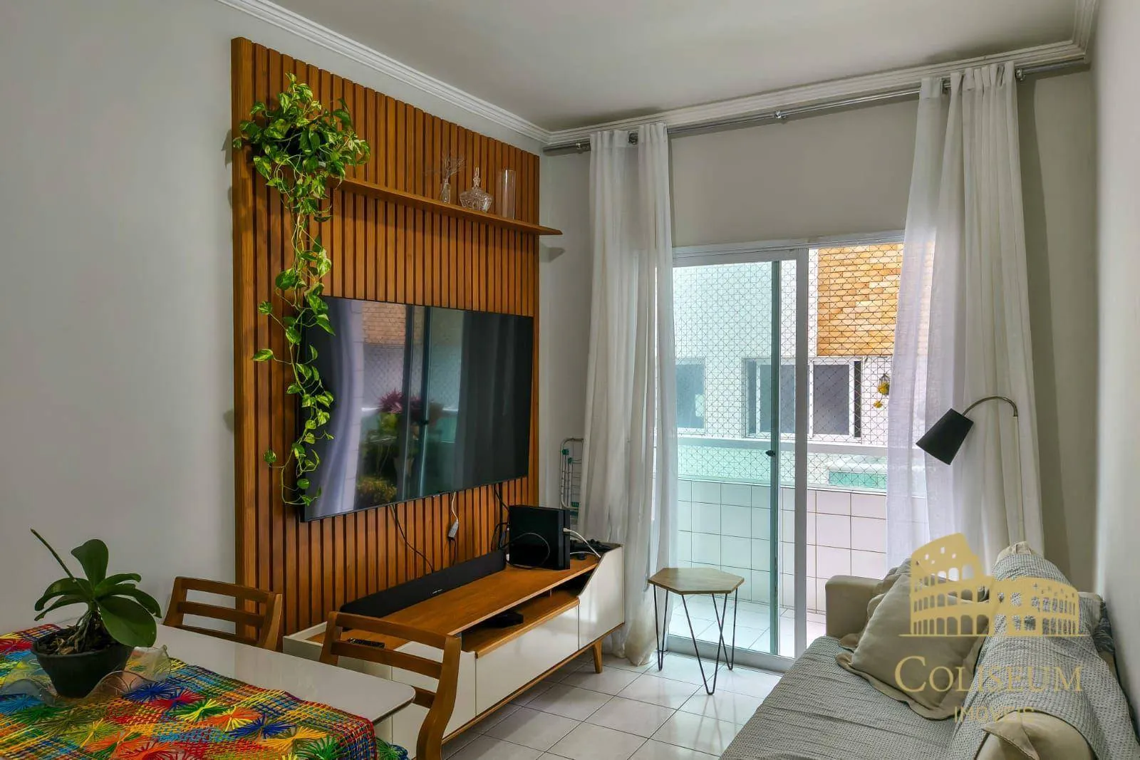 Imagem Apartamento com 1 dormitório à venda, 50 m² por R$ 305.000,00 - Vila Assunção - Praia Grande/SP