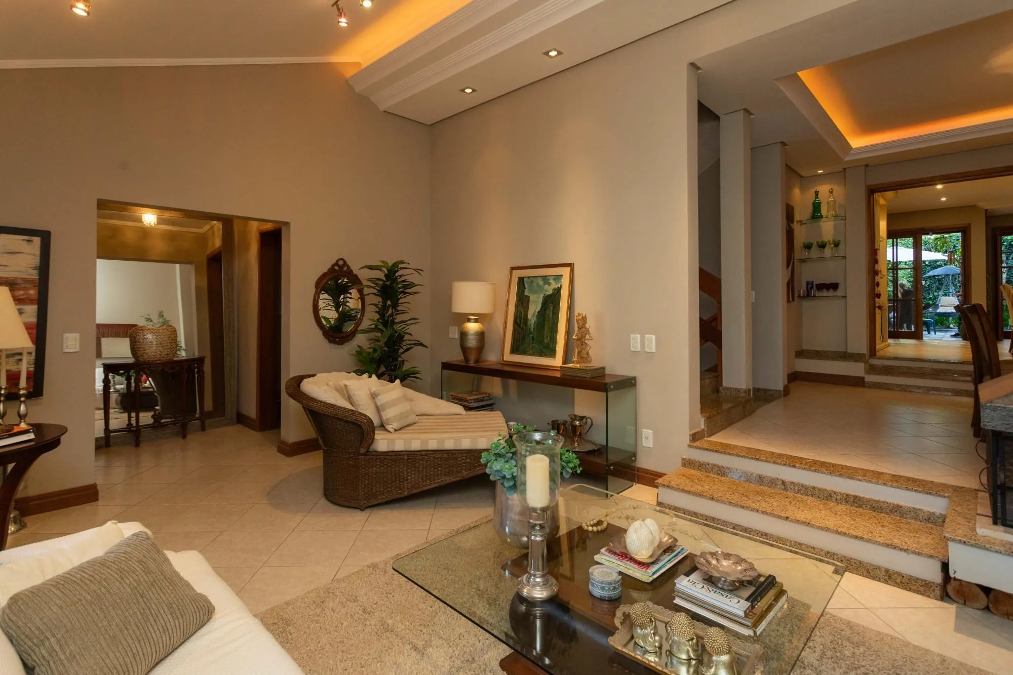 Imagem Casa no Chácara das Pedras com piscina e 316m2