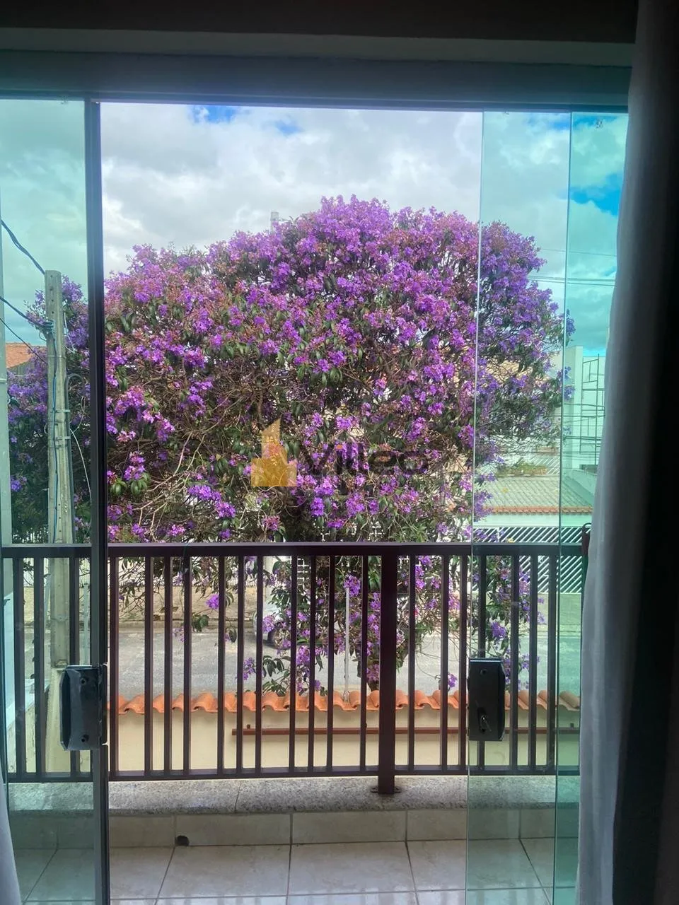 Imagem Descubra o privilégio de viver no Jardim Morumbi, um dos bairros mais valorizados de Sorocaba. Esta...