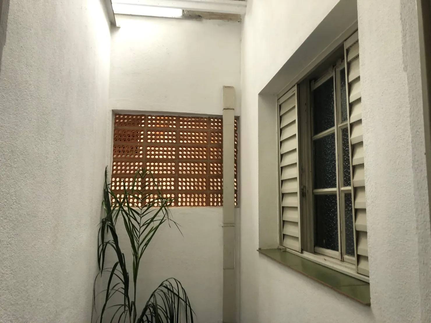 Imagem Casa à venda 3 Quartos, 1 Suite, 2 Vagas, 400M², Loteamento Eduardo da Silva Neto, Pindamonhangaba - SP