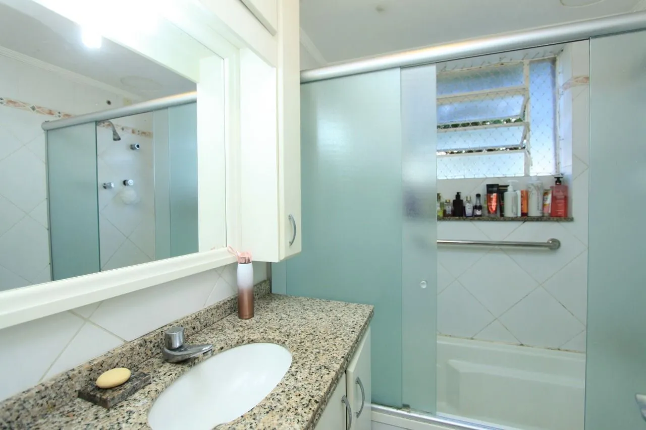 Imagem Apartamento 2 dormitórios, 1 vaga, no bairro Jardim Botânico, Porto Alegre/RS