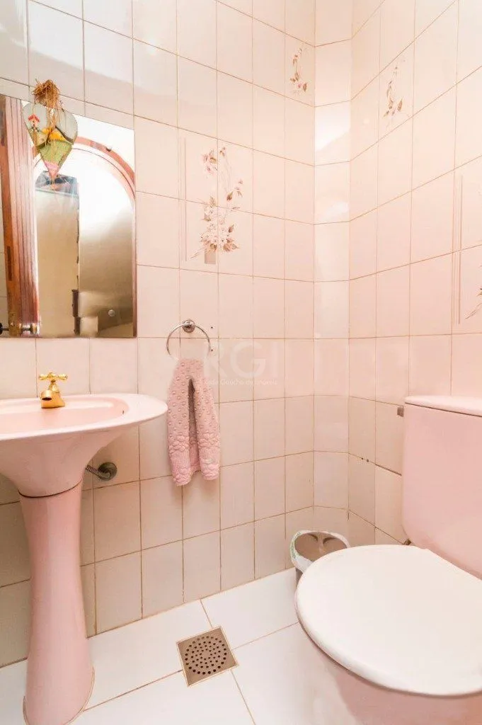 Imagem Casa para Venda - 279.1m², 4 dormitórios, sendo 1 suites, 5 vagas - Vila Nova